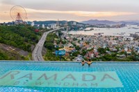 Ramada Hotel & Suites By Wyndham Hạ Long Bay View